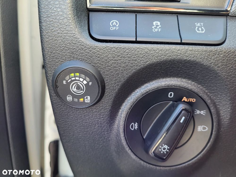 Skoda Fabia 1.0 Active - 11