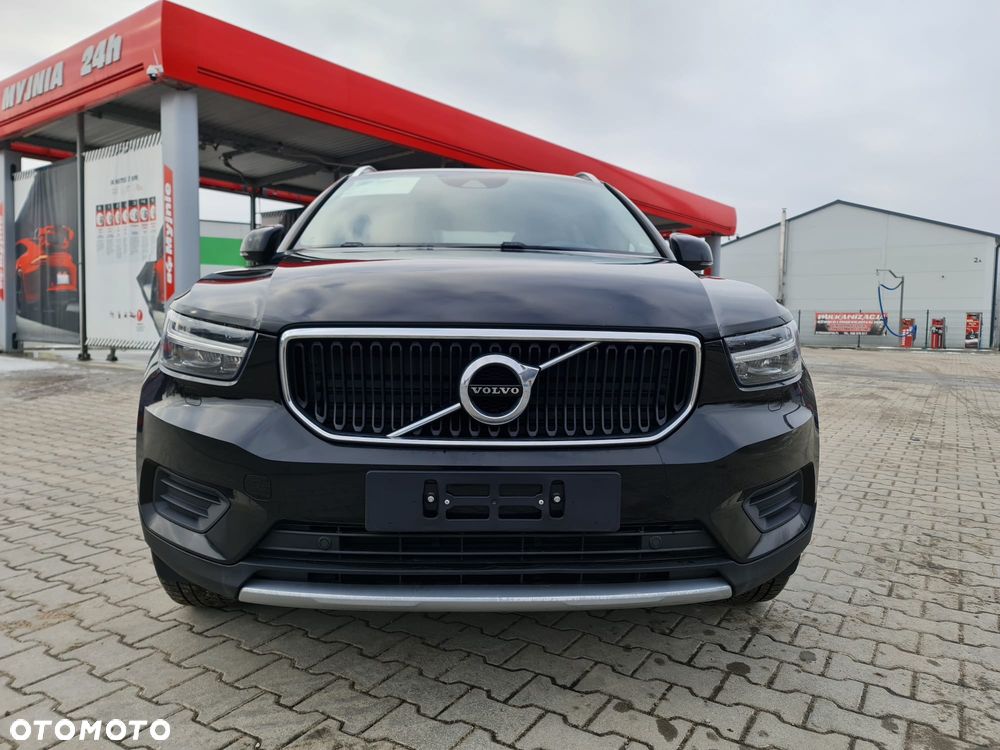 Volvo XC 40 D3 AWD Geartronic Momentum Pro - 2