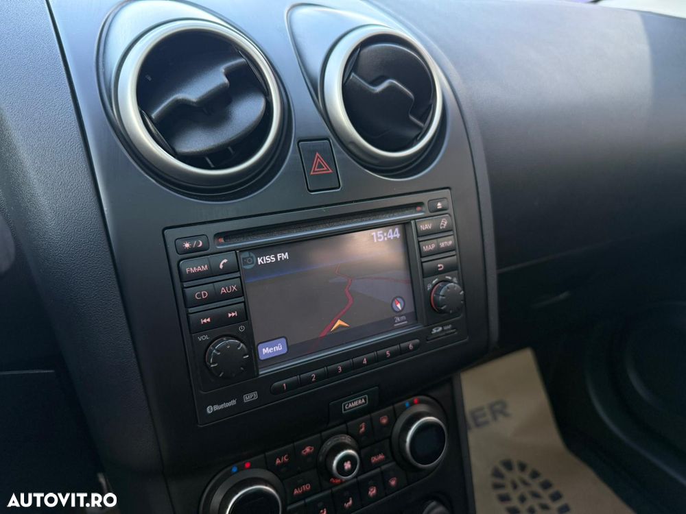 Nissan Qashqai 1.6 dCi DPF Start/Stop 360 - 12