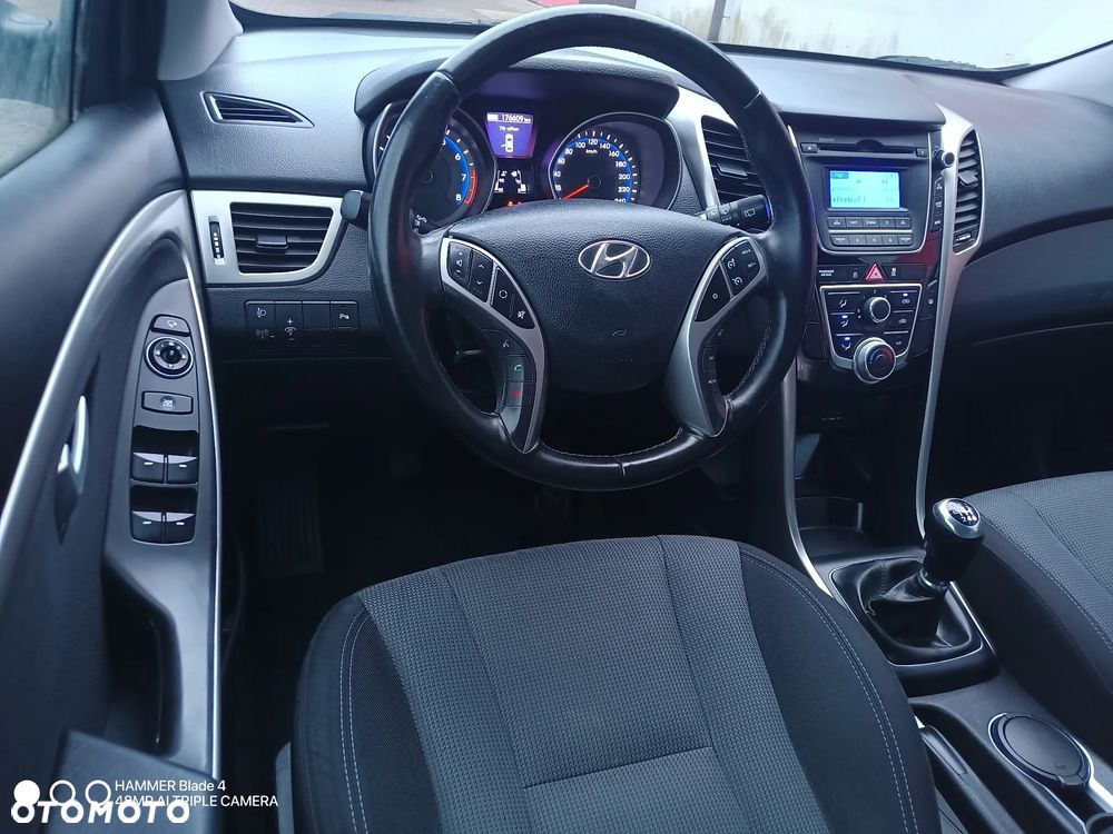 Hyundai i30 1.4 Comfort - 13