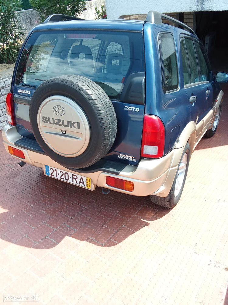 Suzuki Grand Vitara Metal Top 2.0 TDi - 2