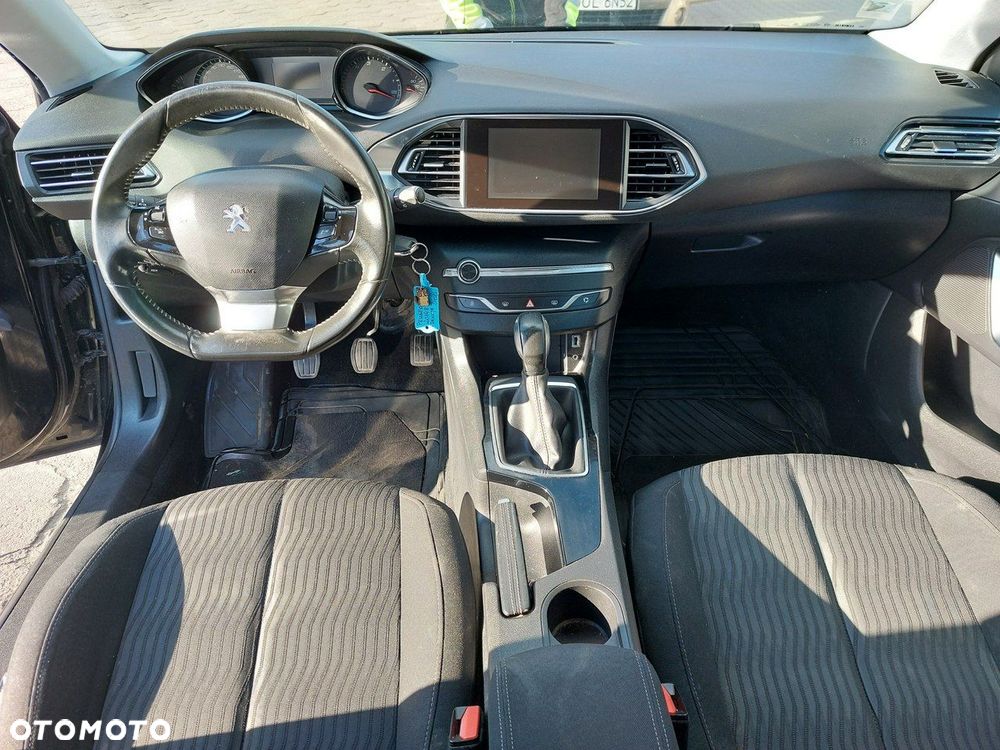 Peugeot 308 - 17