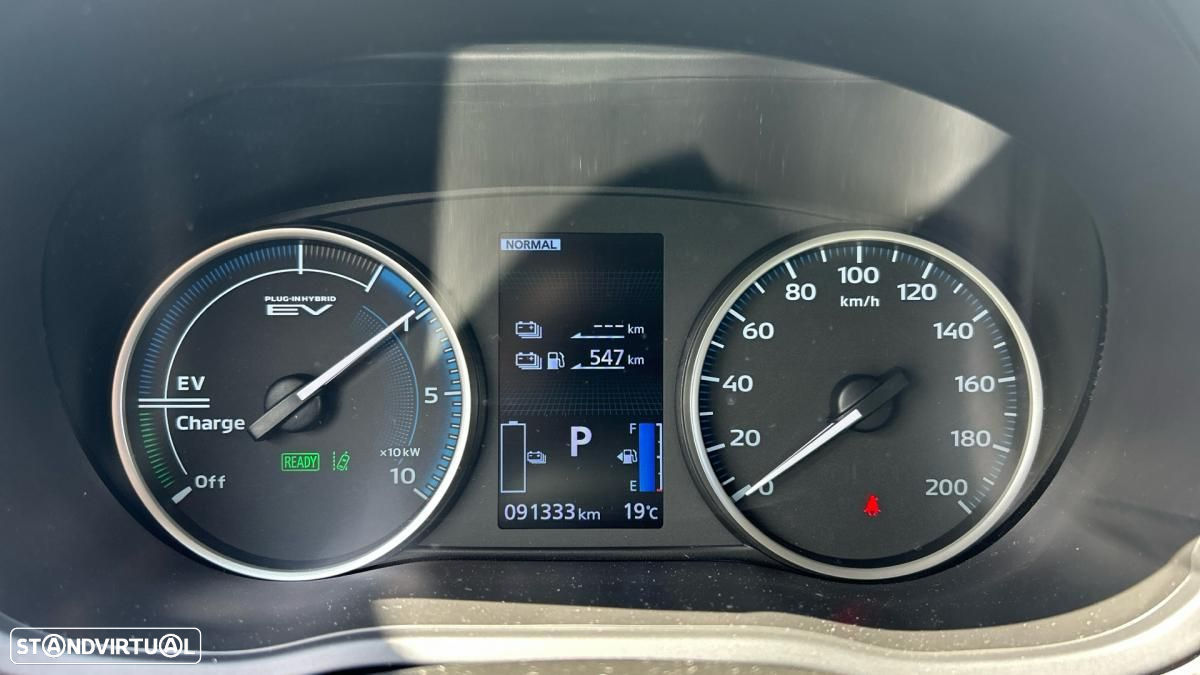Mitsubishi Eclipse Cross 2.4 PHEV Black Edition - 4