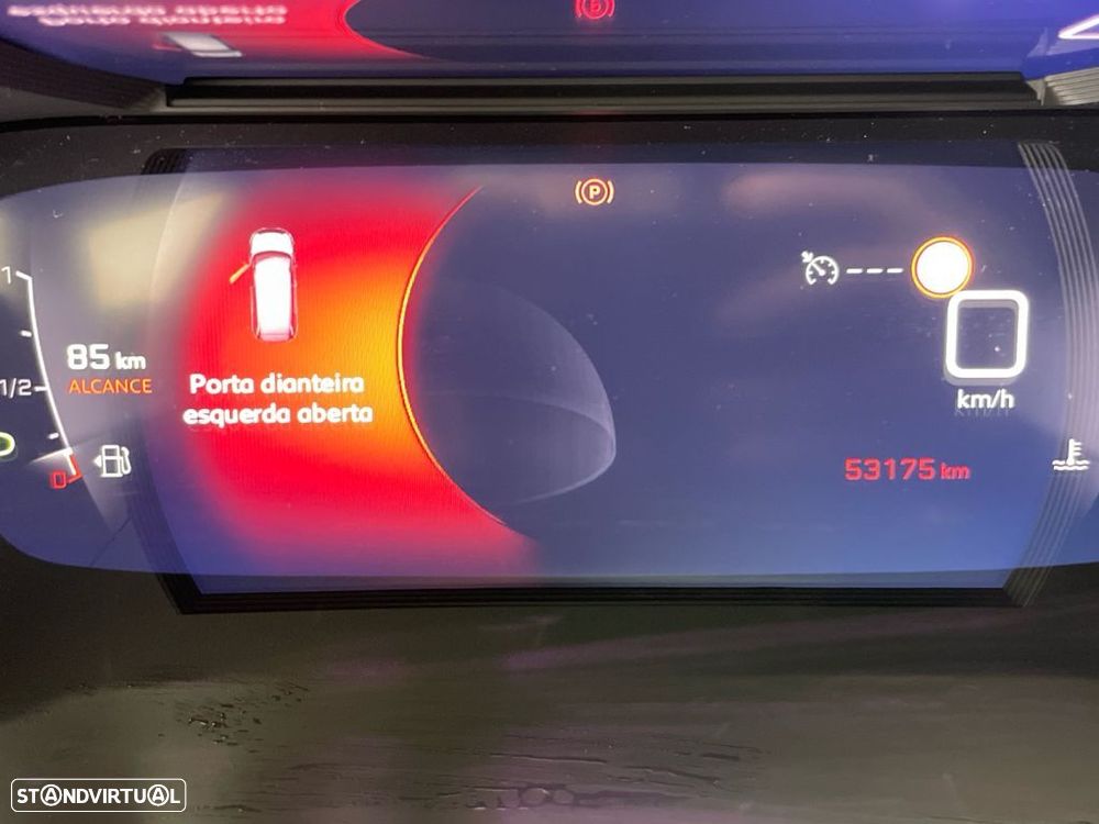 Peugeot 2008 1.2 PureTech Allure - 9