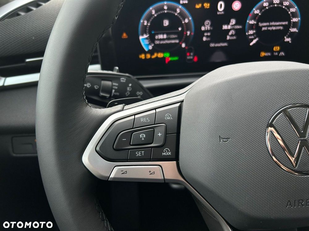 Volkswagen T-Roc - 14