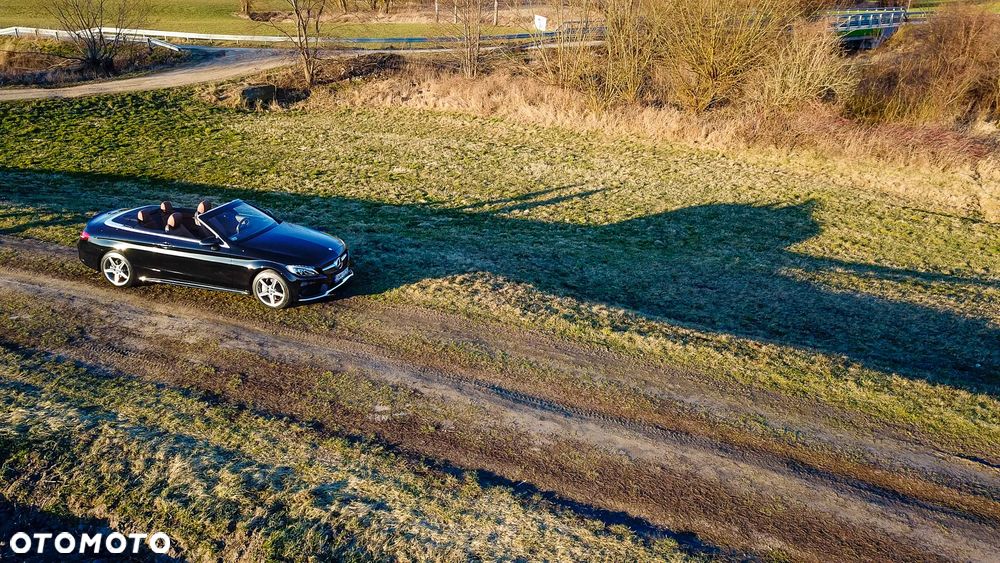 Mercedes-Benz Klasa C 300 Cabrio 9G-TRONIC AMG Line - 35