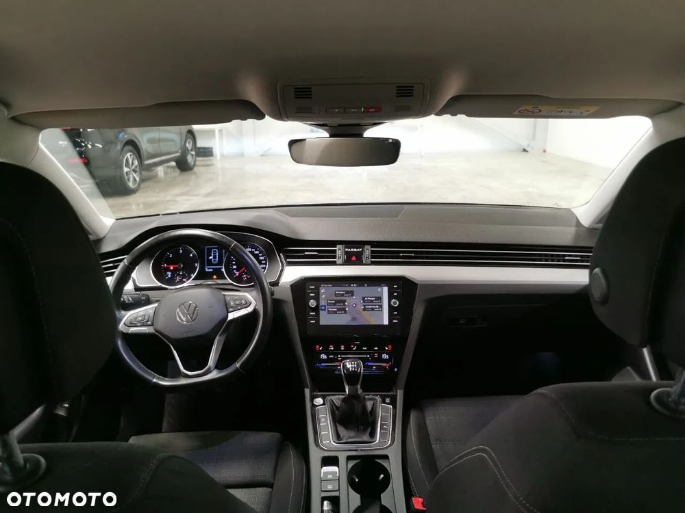 Volkswagen Passat 2.0 TDI EVO Business - 18