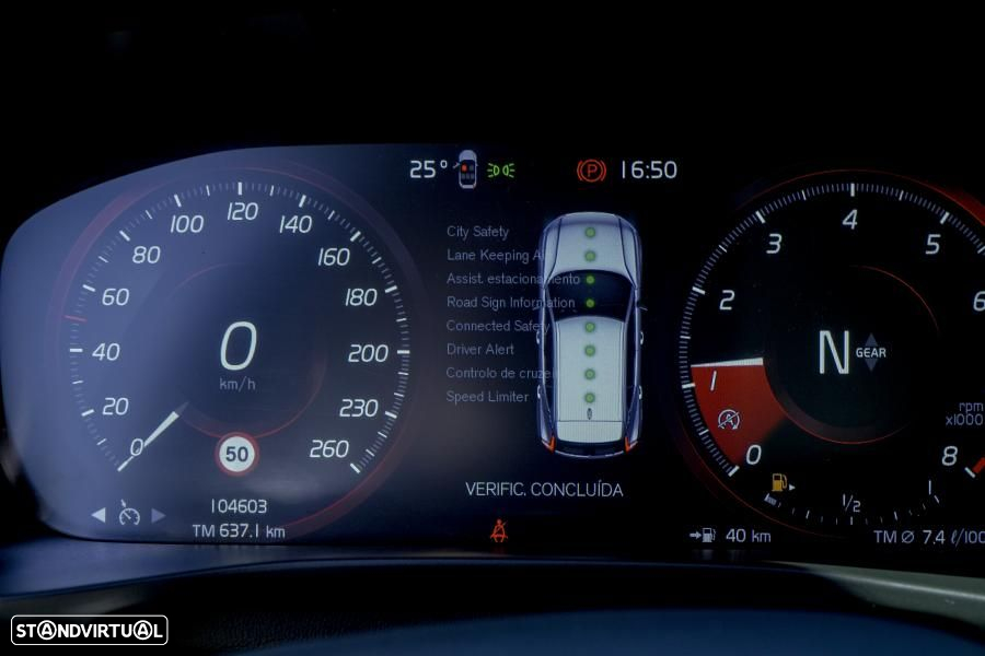 Volvo XC 40 1.5 T2 Momentum Core - 11