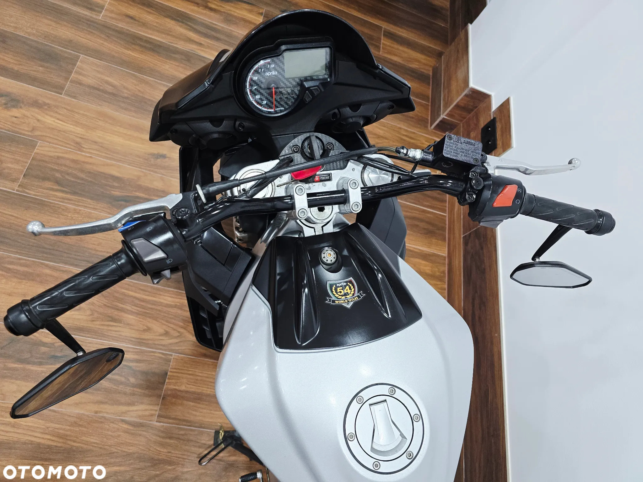 Aprilia Tuono - 29