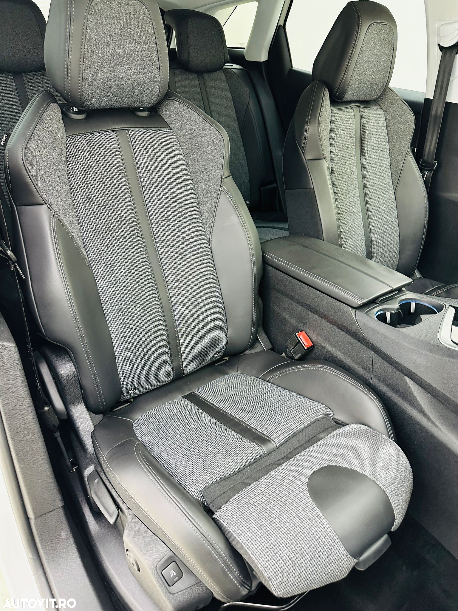 Peugeot 3008 - 23