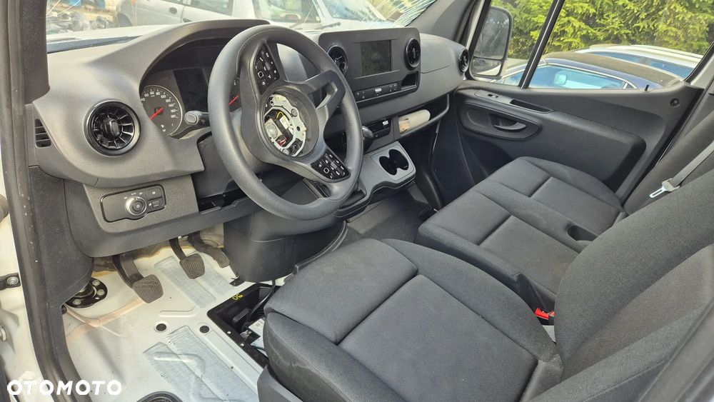 Mercedes-Benz SPRINTER 317 - 10