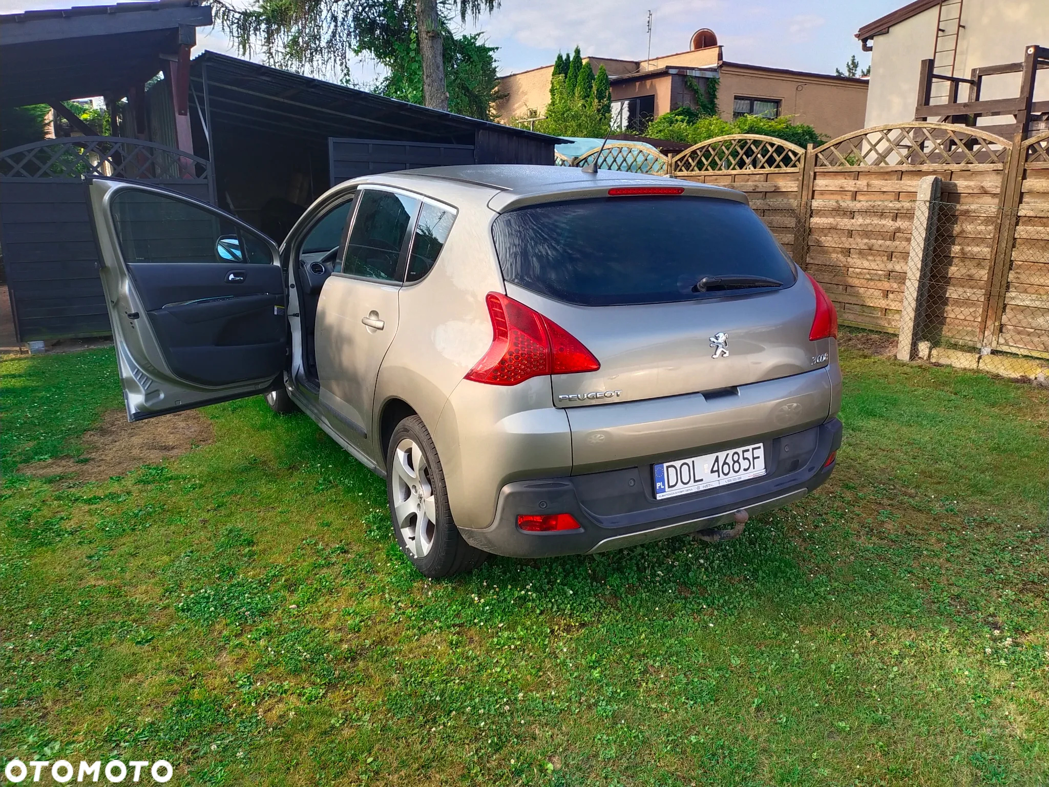 Peugeot 3008 1.6 HDi Premium - 4