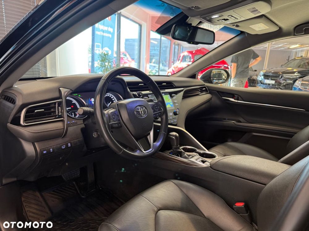 Toyota Camry 2.5 Hybrid Executive CVT - 5