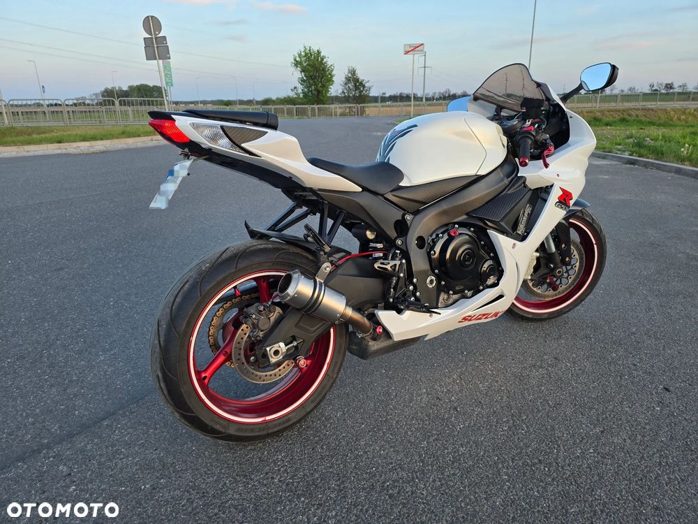 Suzuki GSX-R - 5
