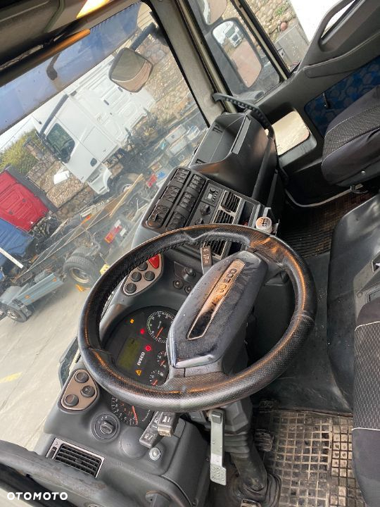 Kabina goła szkielet sypialna Iveco Eurocargo - 12