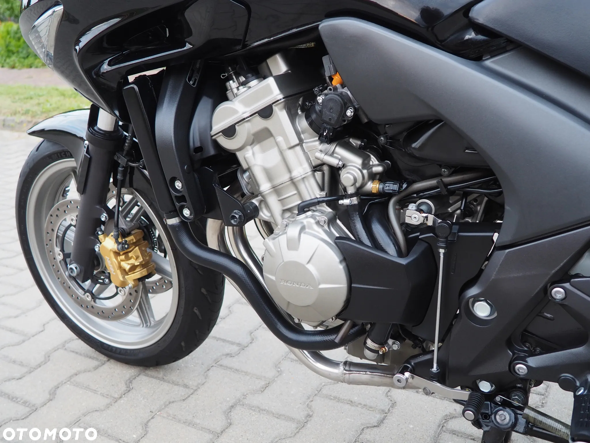Honda CBF - 20