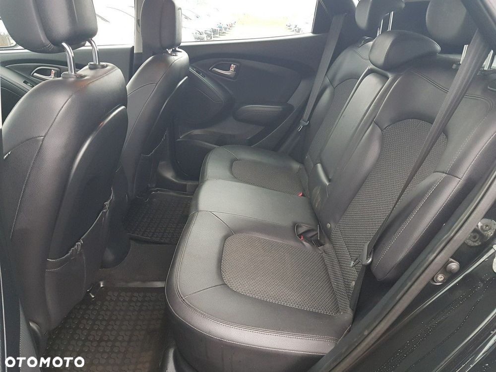 Hyundai ix35 - 11