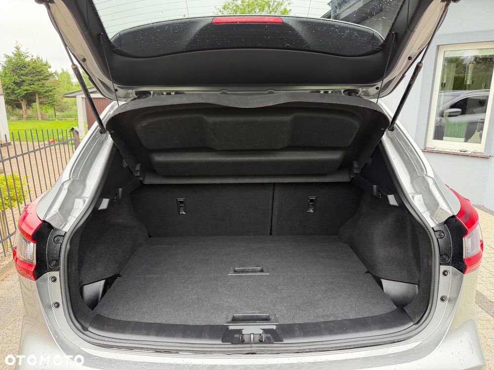 Nissan Qashqai 1.6 dCi Xtronic TEKNA+ - 13