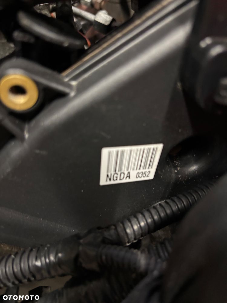 Silnik kompletny  Ford focus  Cmax Focus 1.5 TDCI NGDA NGDB 2014  film video - 9