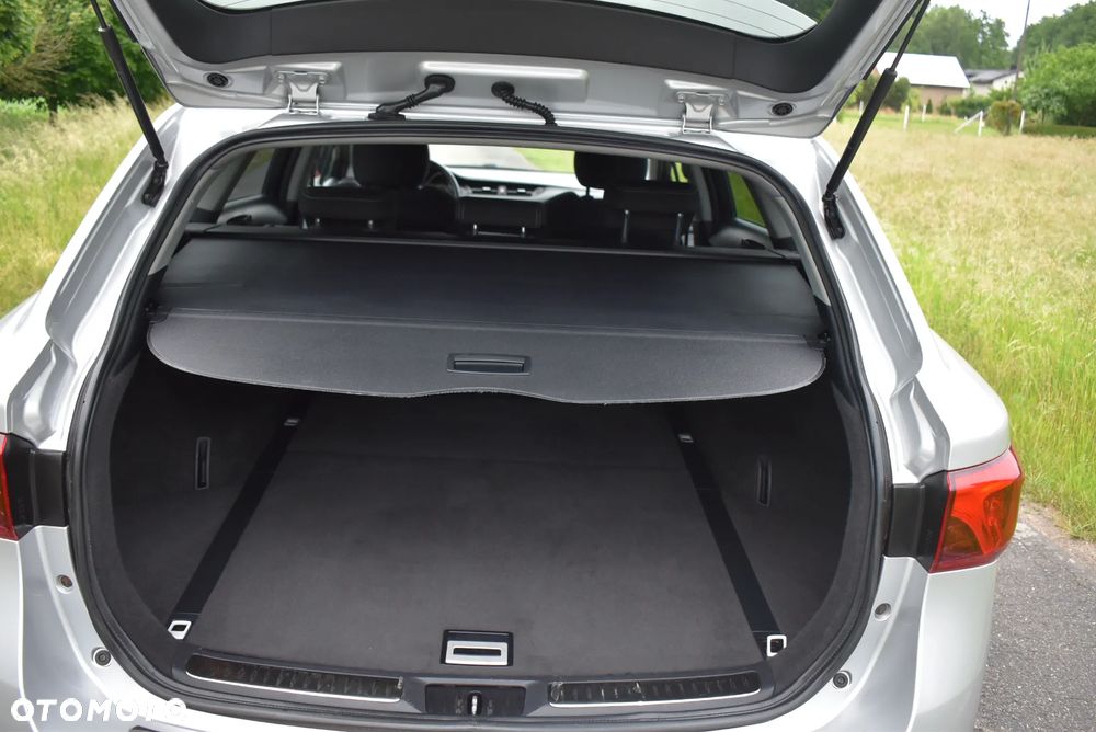 Toyota Avensis - 30