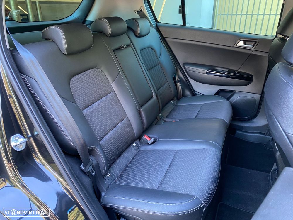 Kia Sportage 1.6 CRDI ISG MHEV Tech - 12