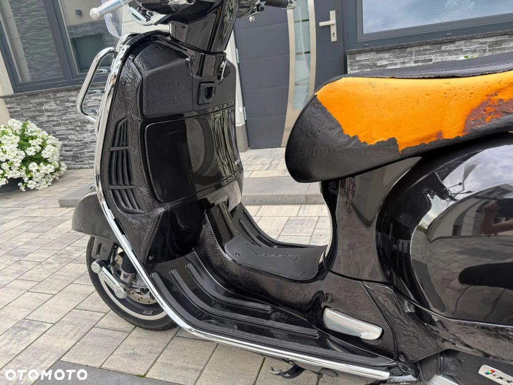 Piaggio Vespa - 14