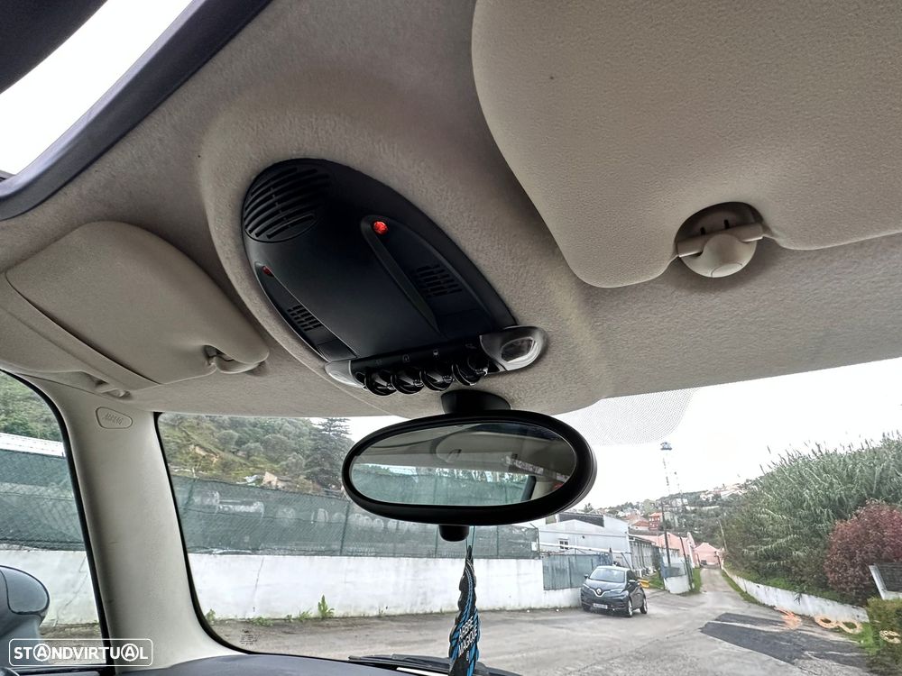 MINI 3 Portas Cooper D - 13