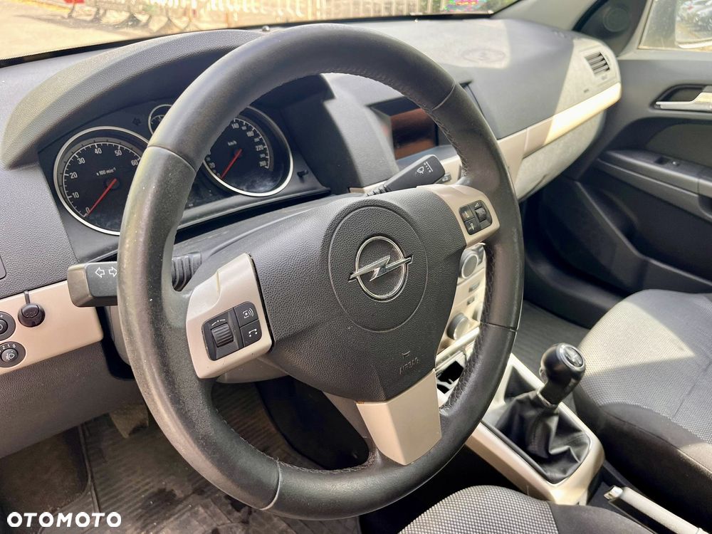 Opel Astra - 17