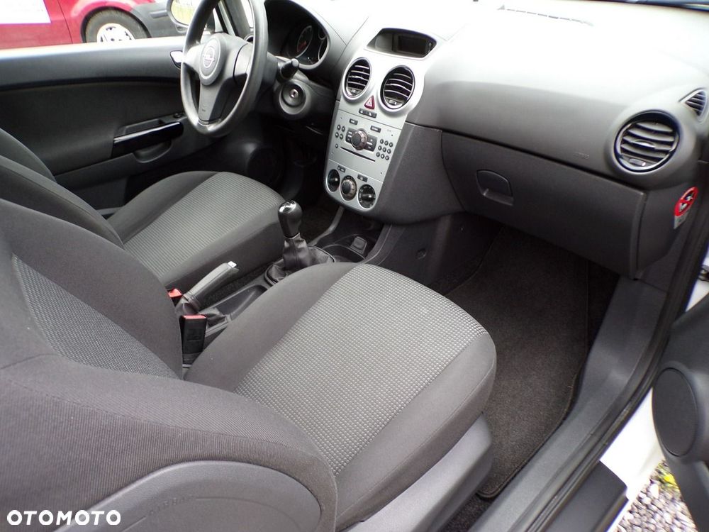 Opel Corsa - 19
