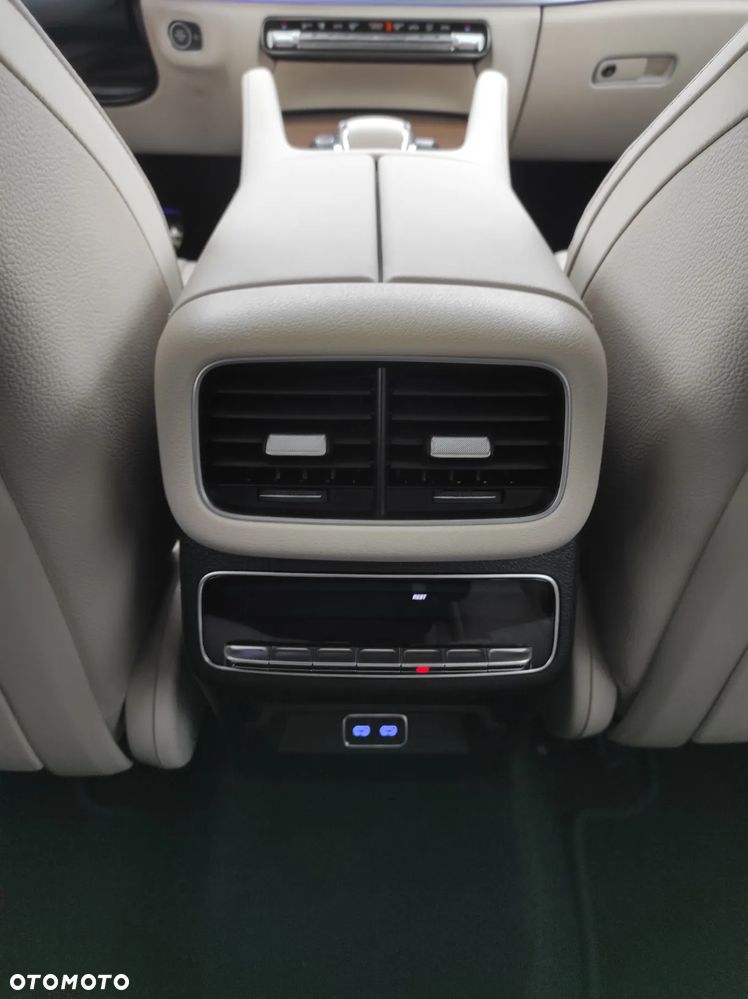 Mercedes-Benz GLS - 15