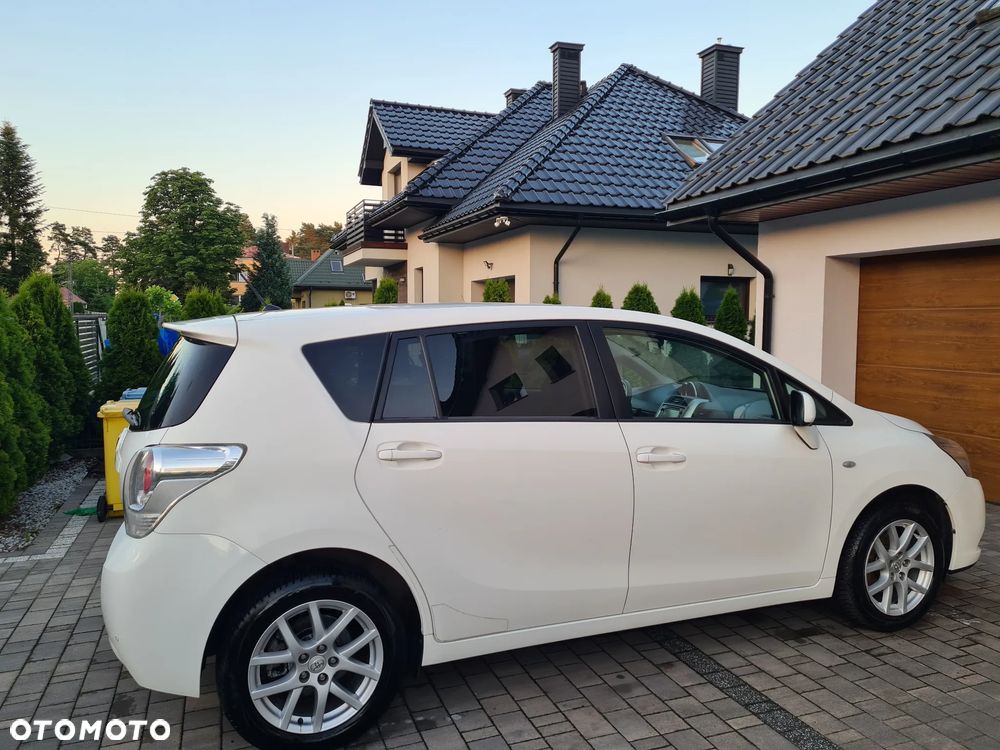 Toyota Verso 1.8 Premium EU5 - 5