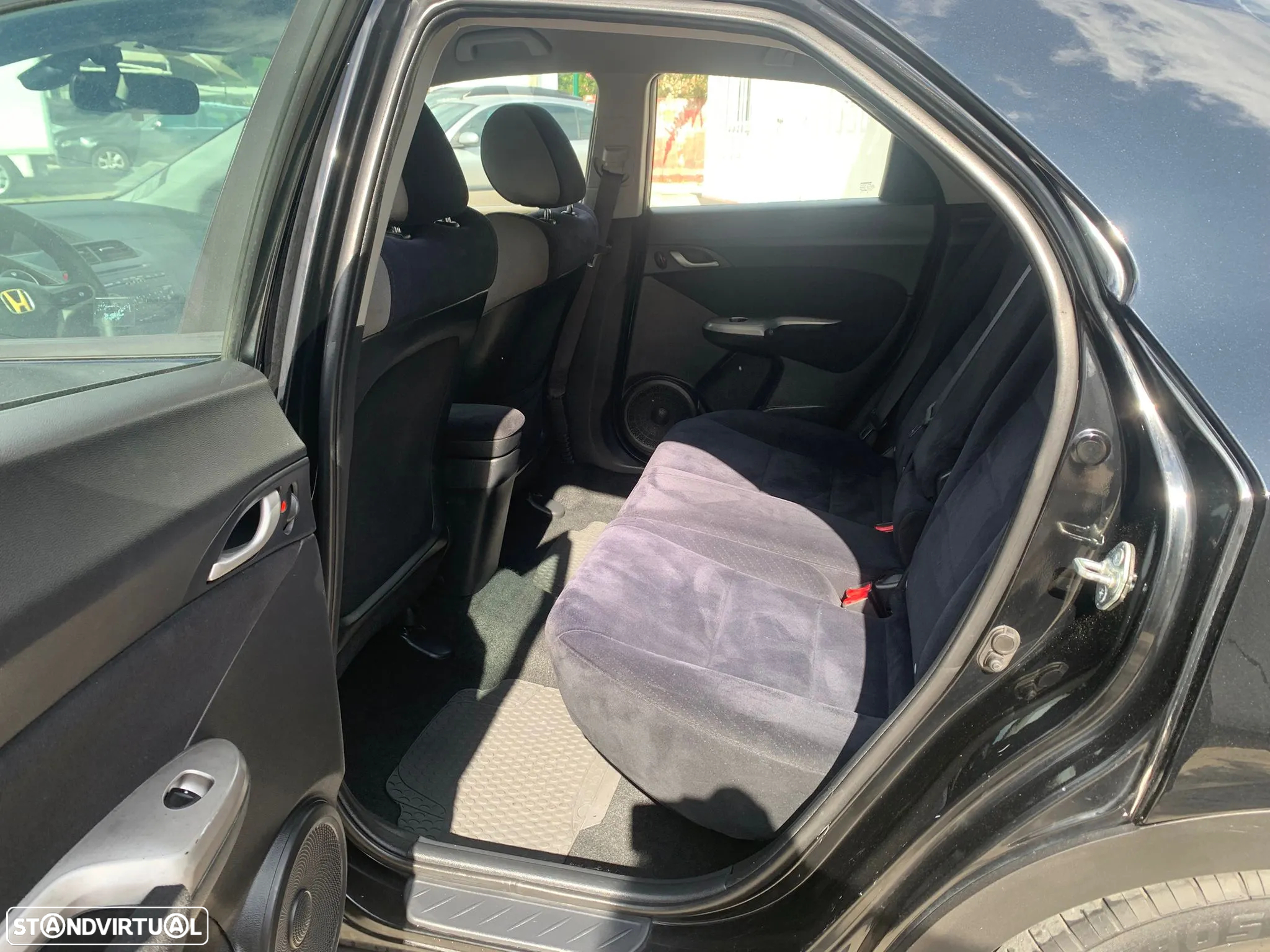 Honda Civic 1.4 Comfort - 10