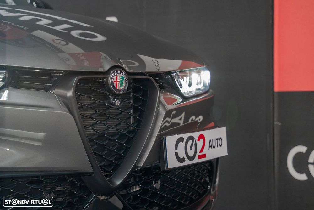 Alfa Romeo Tonale 1.3 Plug-In Hybrid Veloce e-AWD - 3