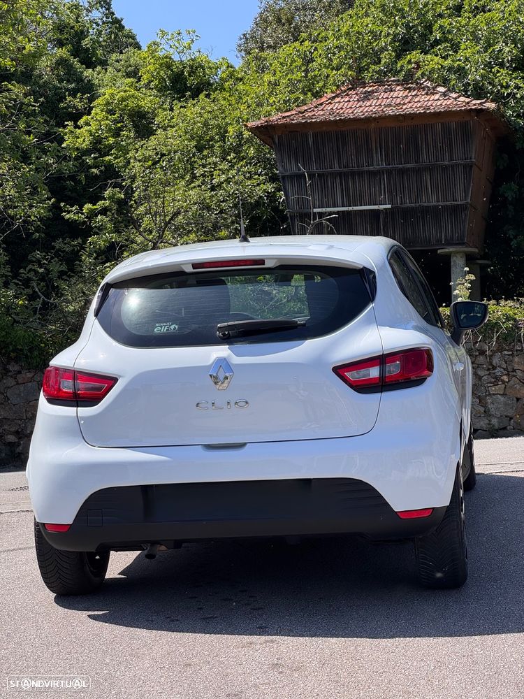 Renault Clio 1.2 SE Storia Confort - 13