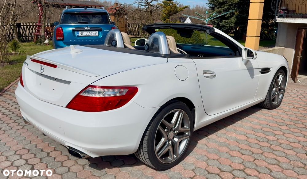 Mercedes-Benz SLK 250 (BlueEFFICIENCY) 7G-TRONIC - 7