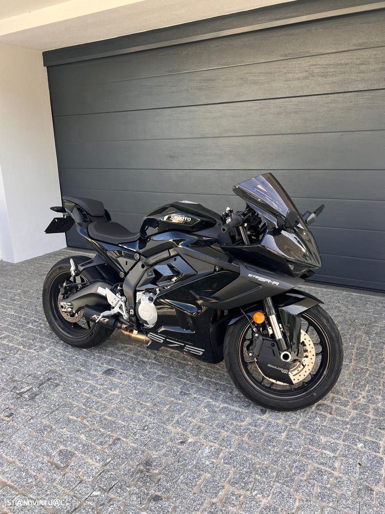 CF Moto 675SR-R - 1