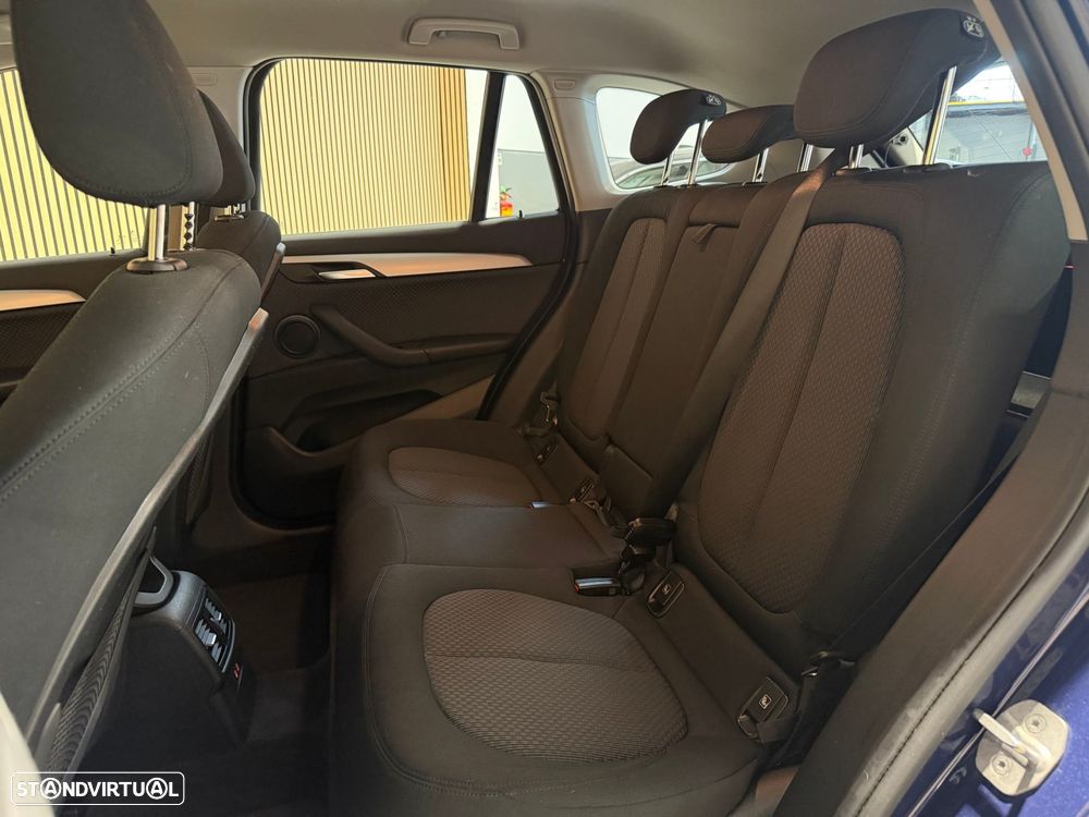 BMW X1 25 e xDrive - 28