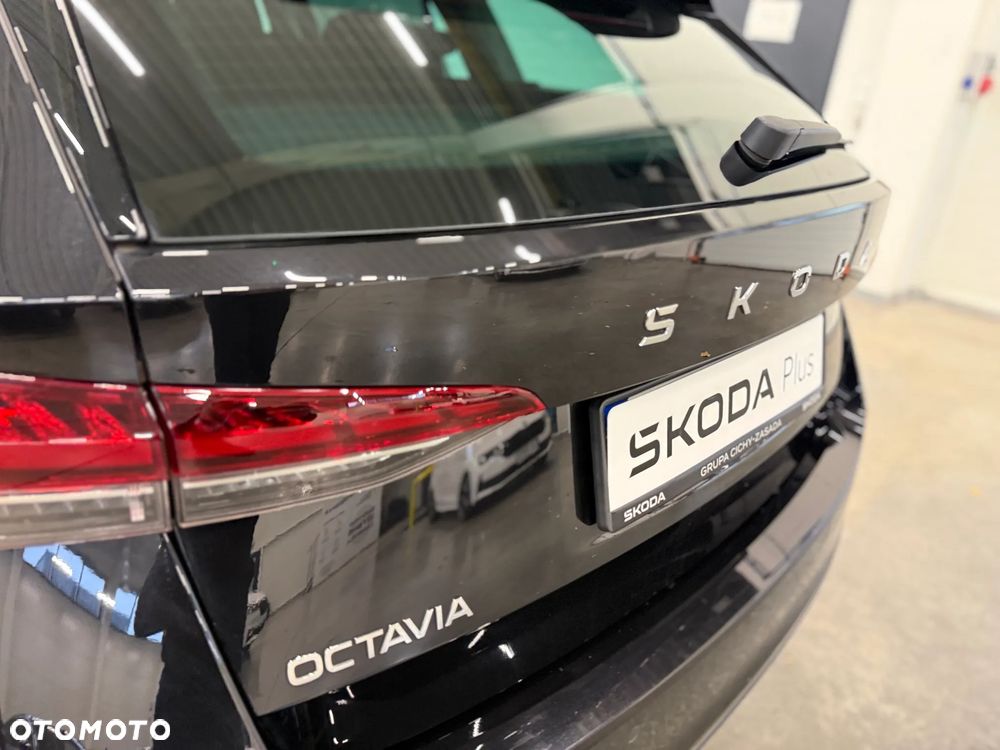 Skoda Octavia 1.5 TSI Selection - 11
