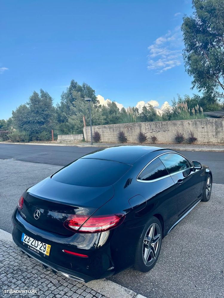 Mercedes-Benz C 220 d AMG Line - 4