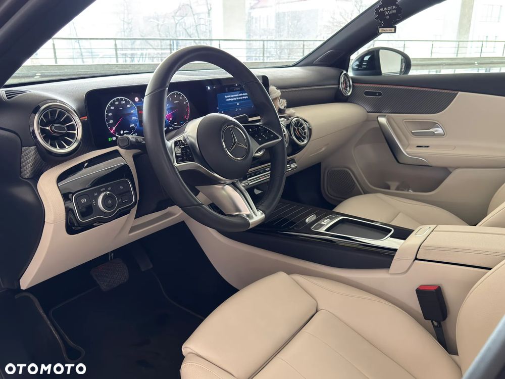 Mercedes-Benz Klasa A 250 4-Matic Progressive 7G-DCT - 4