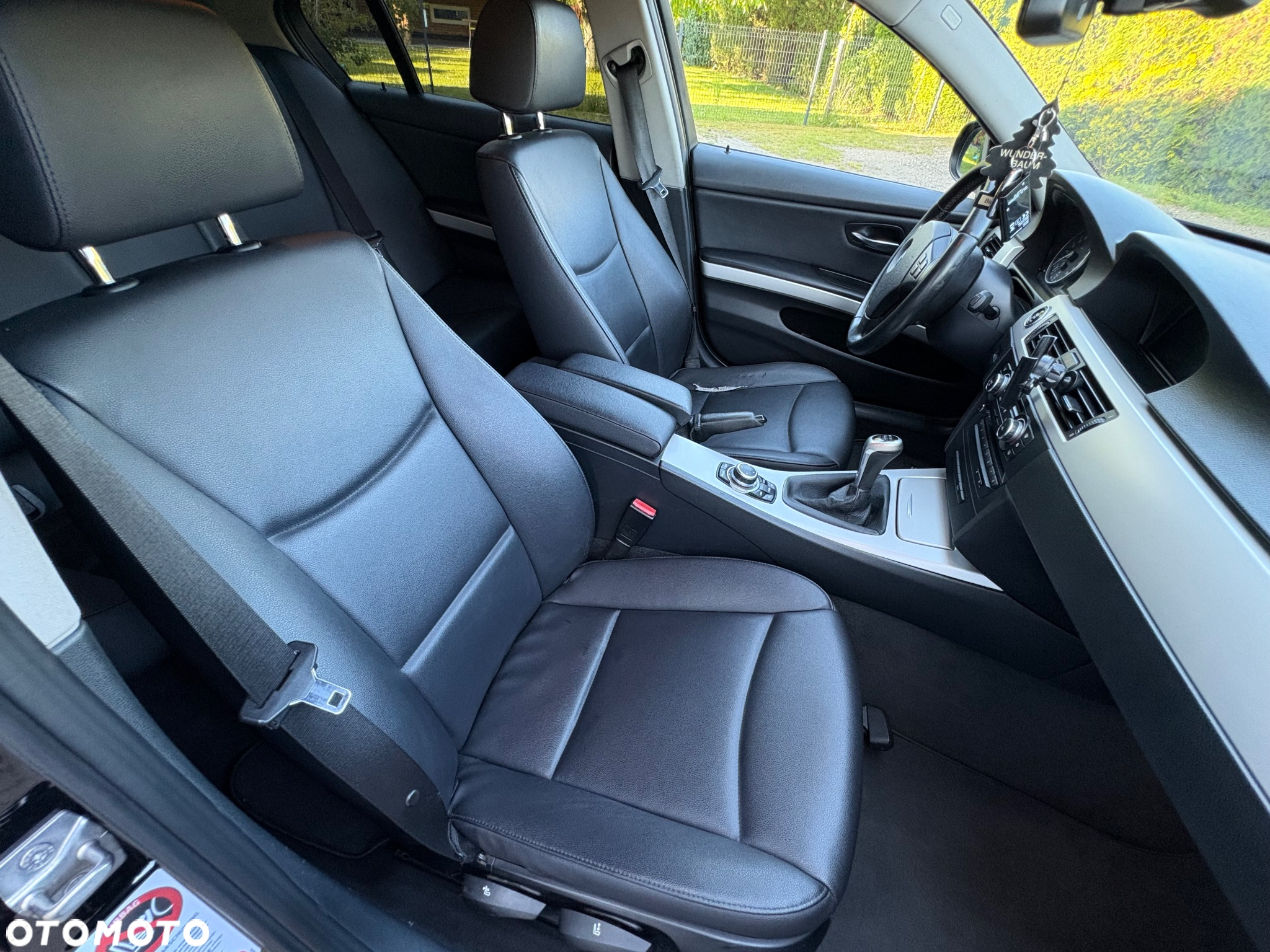 BMW Seria 3 - 34