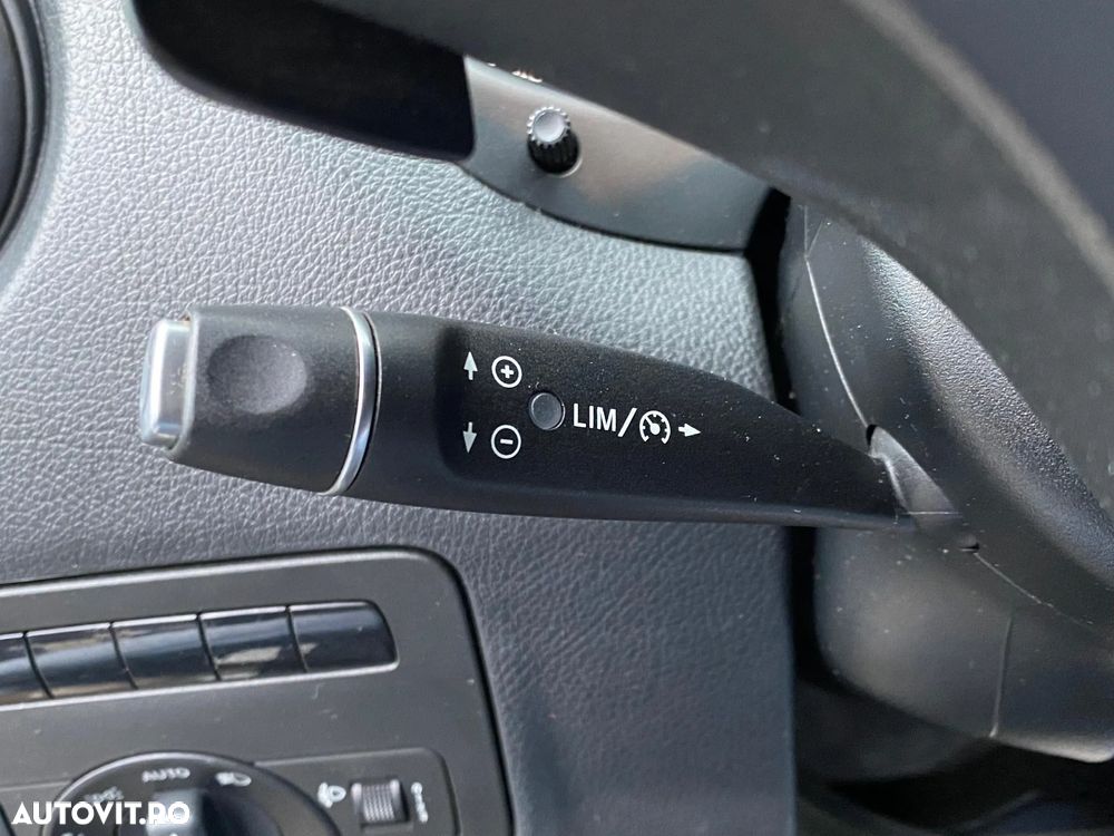 Mercedes-Benz Vito - 21