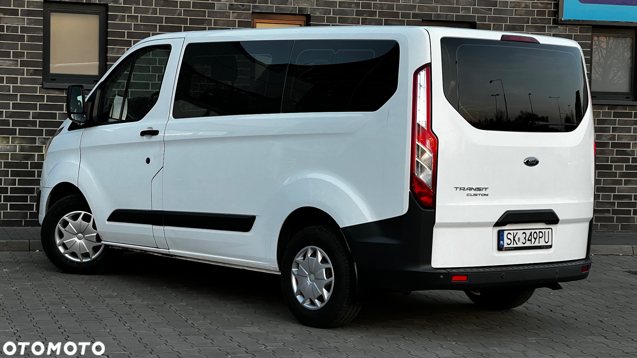 Ford Transit Custom - 14