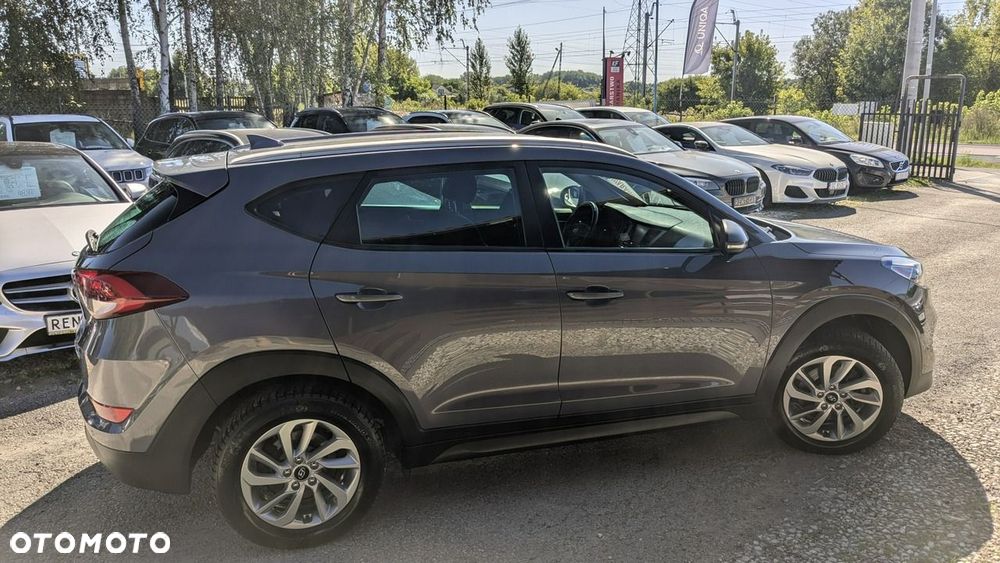 Hyundai Tucson blue 1.7 CRDi 2WD Advantage - 14