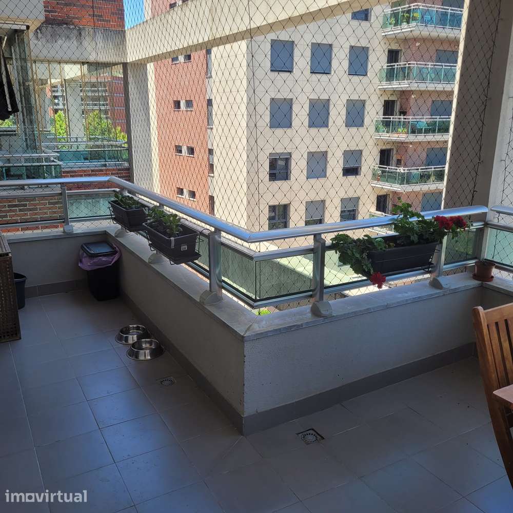T2 na Urbanização da Malvarosa – Alverca do Ribatejo - Grande imagem: 2/22