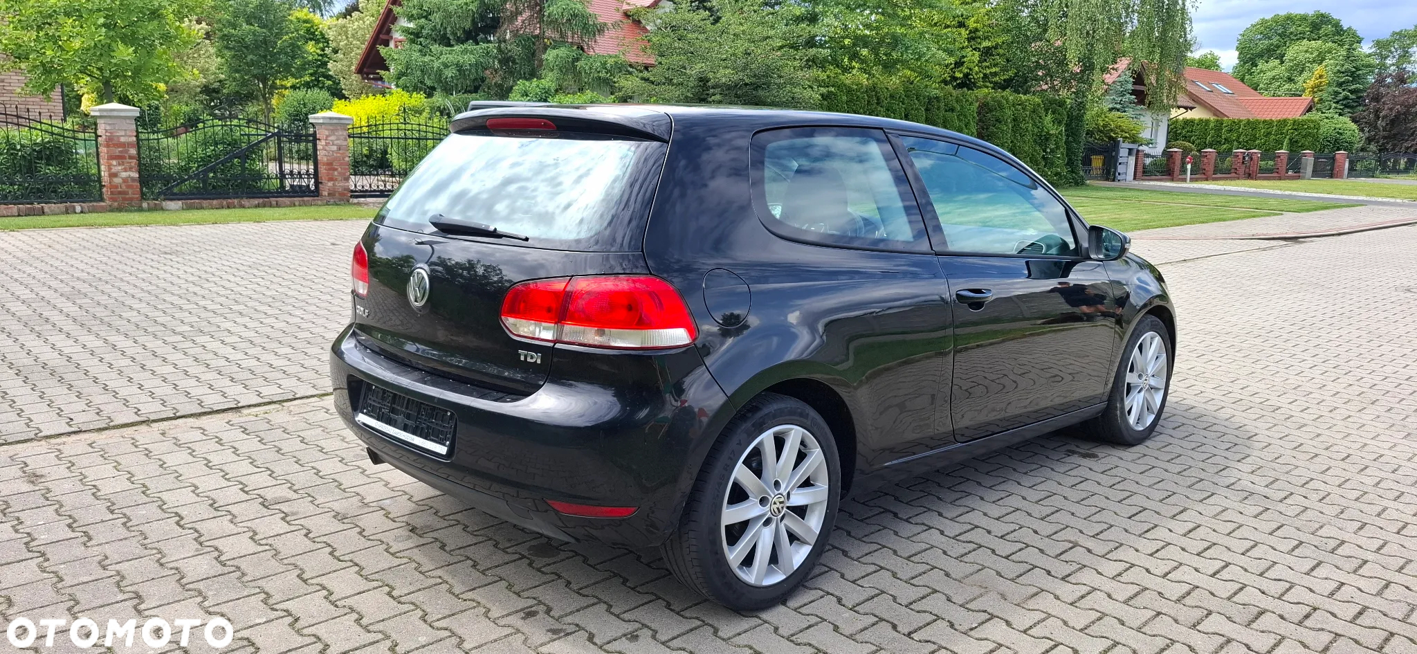 Volkswagen Golf 1.6 TDI BlueMotion Technology Comfortline - 4
