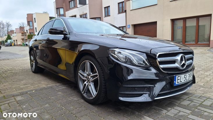 Mercedes-Benz Klasa E 220 d 4-Matic 9G-TRONIC