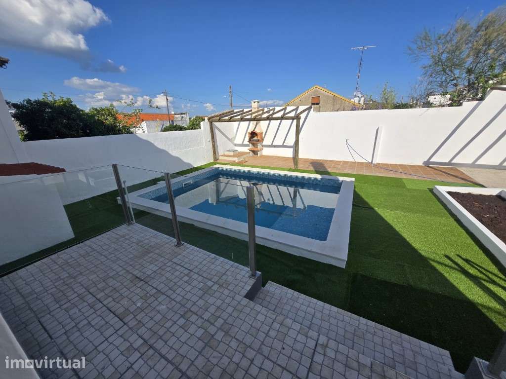 Moradia T3 com piscina totalmente remodelada! - Grande imagem: 2/40