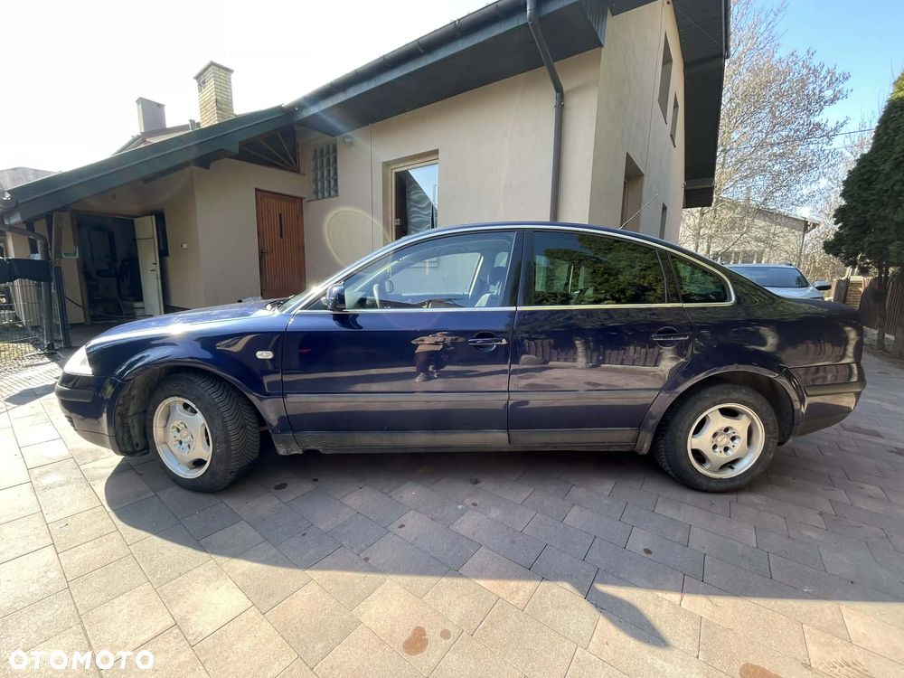 Volkswagen Passat 1.9 TDI - 8