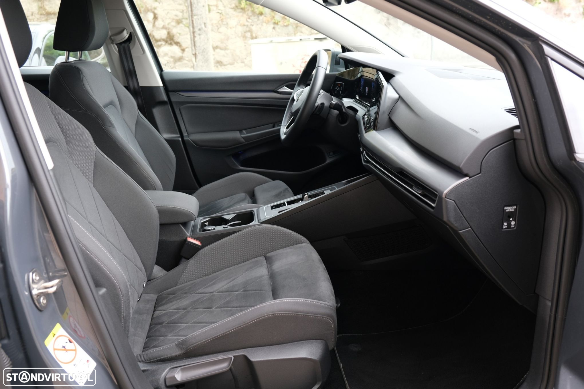 VW Golf 1.4 TSI e-Hybrid DSG - 13